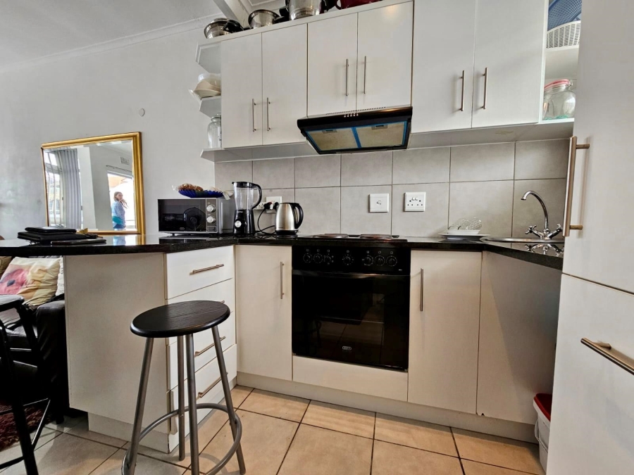 0 Bedroom Property for Sale in Sea Point Western Cape